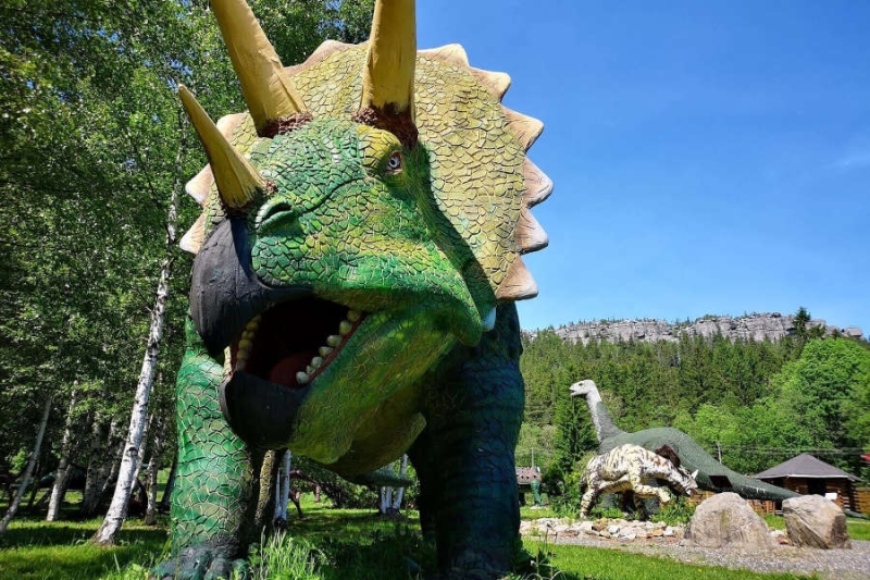 Park Dinozaurów w Karłowie, czyli archeologiczna podróż w czasie